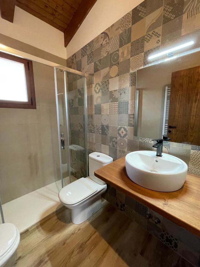 Casa De Les Escoles, Espinalbet - Alberga Castellar del Riu 外观 照片