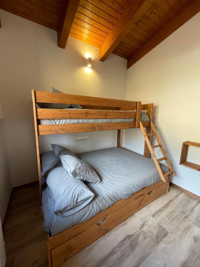 Casa De Les Escoles, Espinalbet - Alberga Castellar del Riu 外观 照片