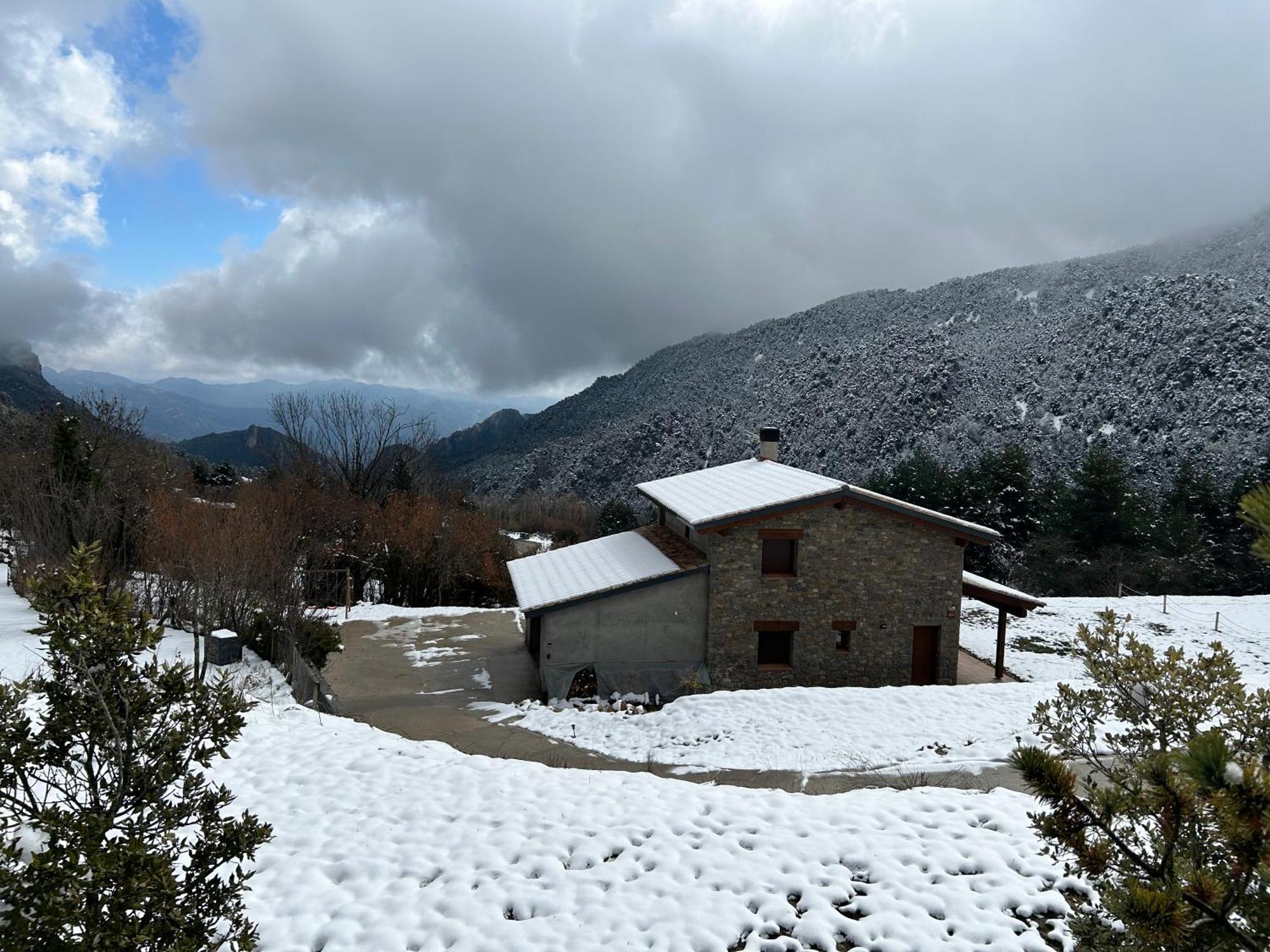 Casa De Les Escoles, Espinalbet - Alberga Castellar del Riu 外观 照片
